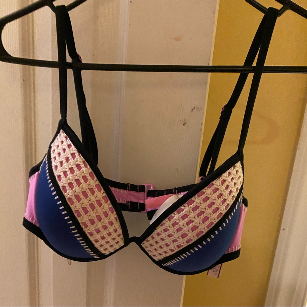 Victoria’s Secret Bikini Top
